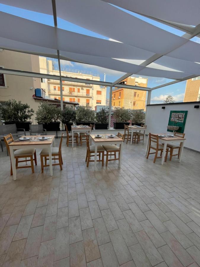 Le Cinque Stanze Palermo Room&Breakfast Kültér fotó